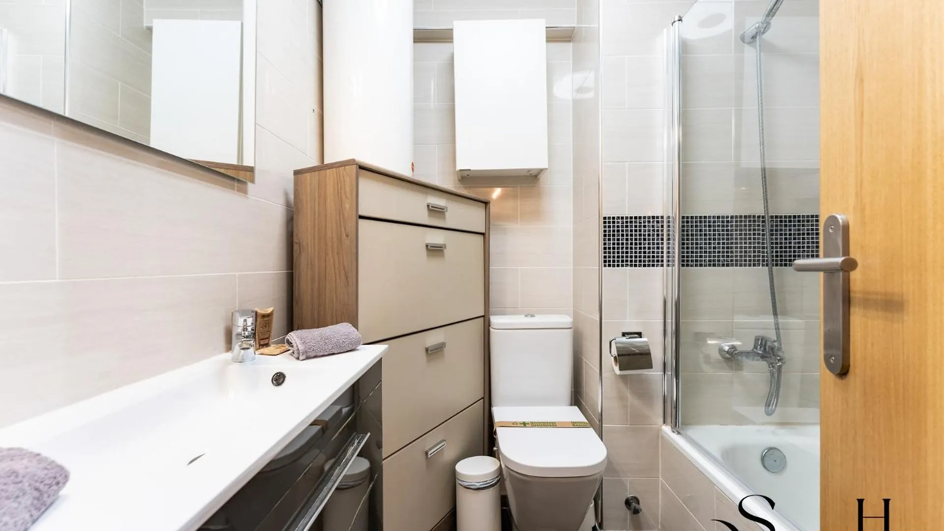 Apartmán Stylish Retreat 1Bed, Pool, Sleeps 3 Benalmádena